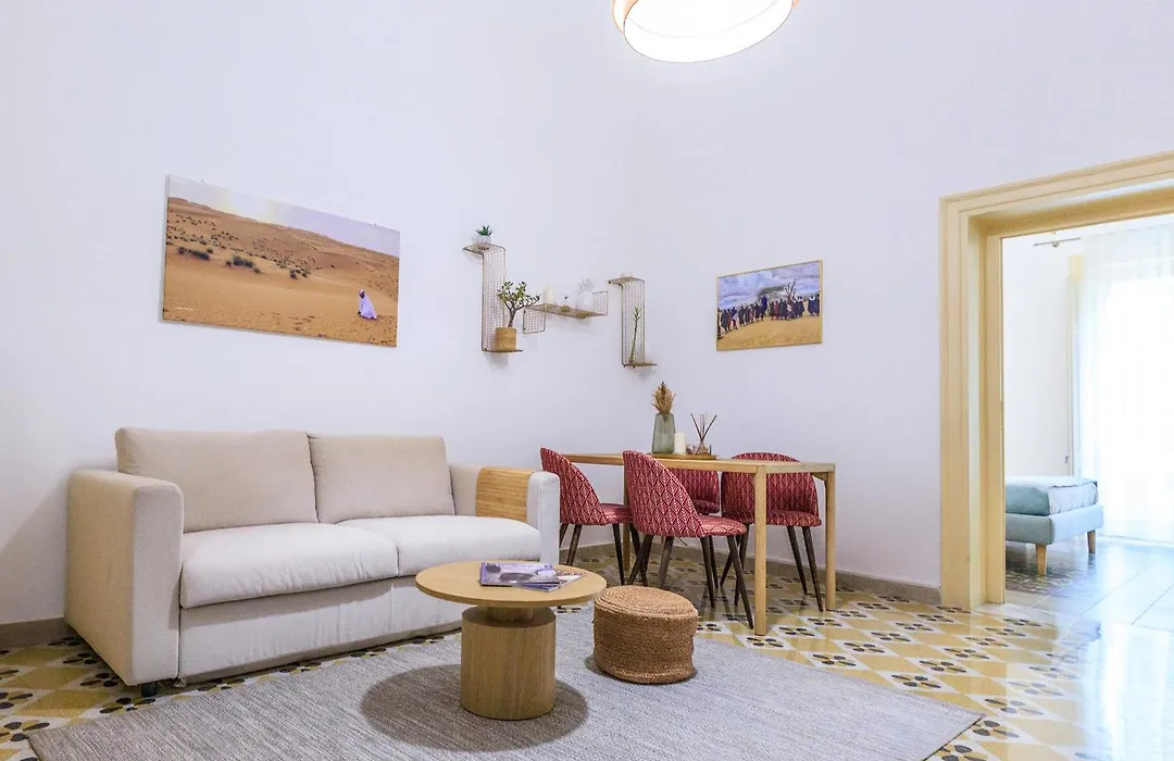 Vintage Rooms-1